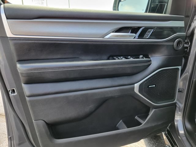 Used 2024 Jeep Wagoneer Series II AWD/4WD image 21