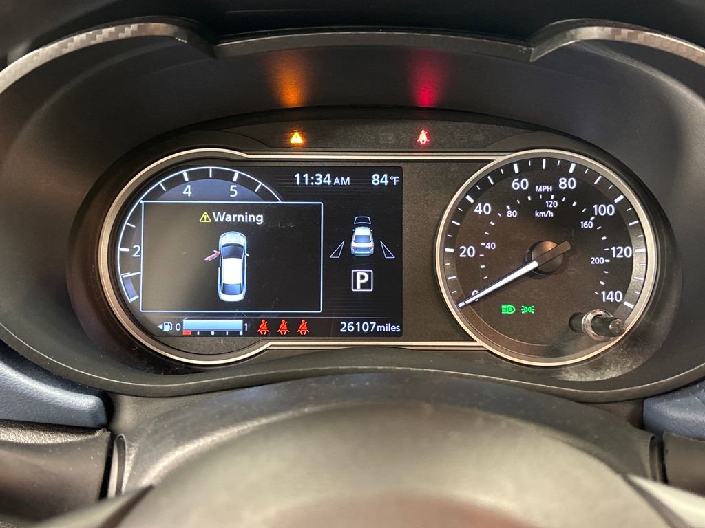 Used 2025 Nissan Versa SV FWD image 32