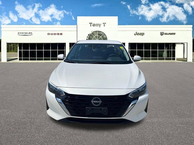 Used 2024 Nissan Sentra SV FWD image 2