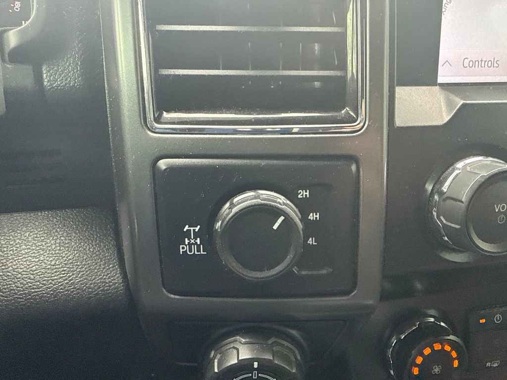 Used 2020 Ford F150 XLT w/ Equipment Group 302A Luxury AWD/4WD image 19