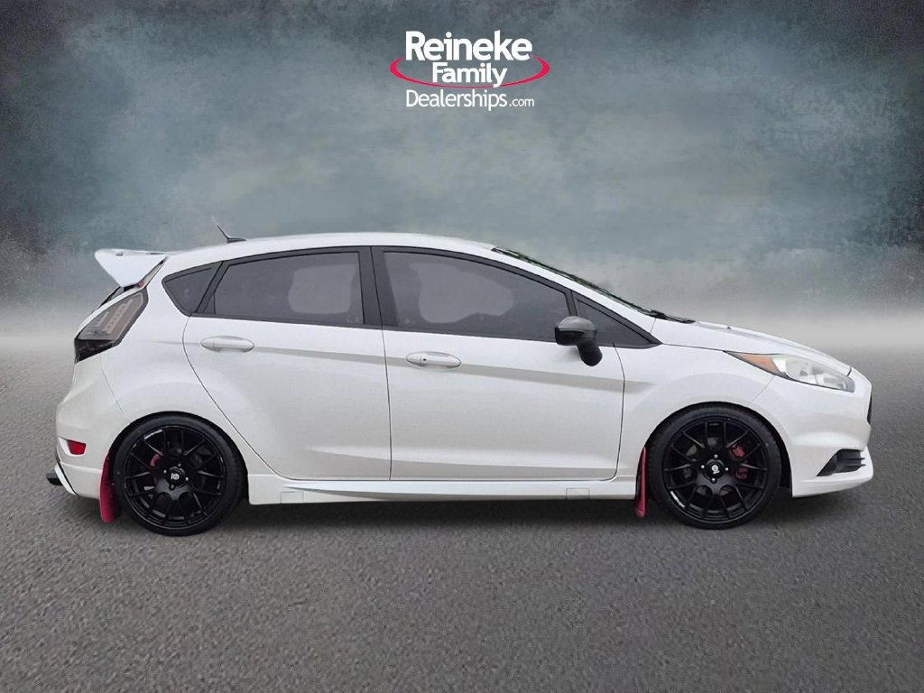 Used 2016 Ford Fiesta ST FWD image 5