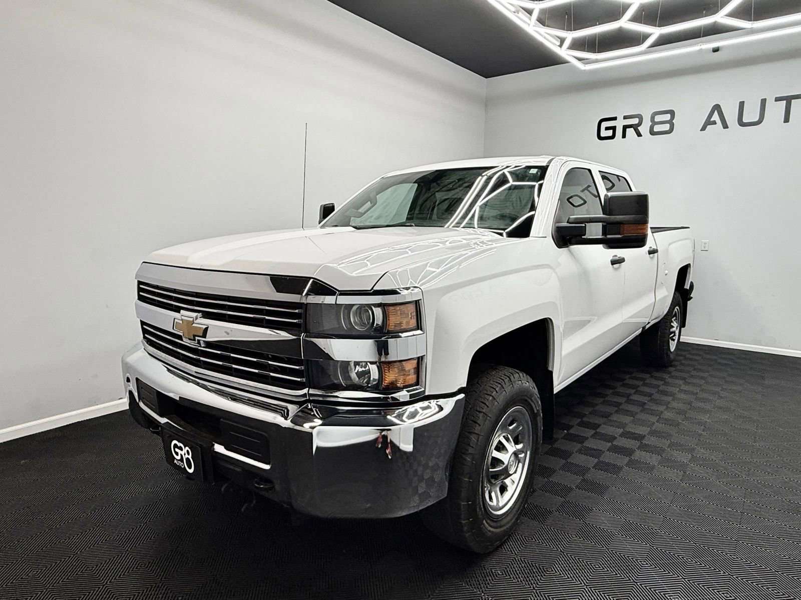 Used 2016 Chevrolet Silverado 2500 W/T w/ WT Convenience Package AWD/4WD image 3