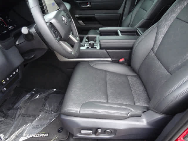 Used 2025 Toyota Tundra Limited AWD/4WD image 6