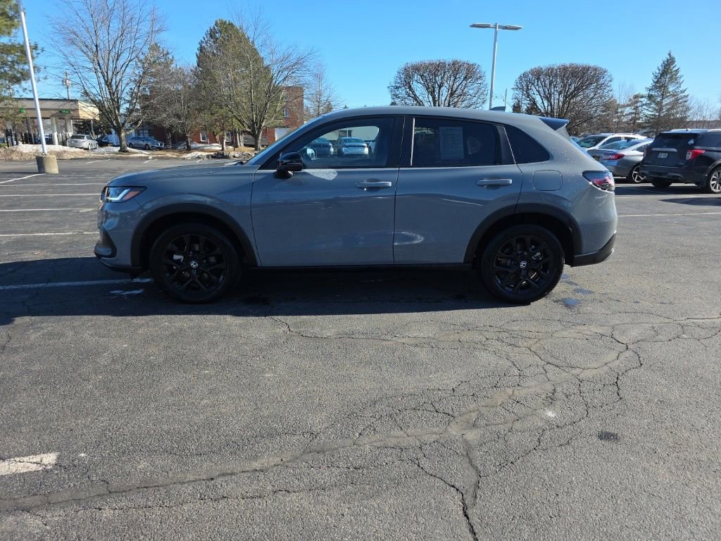 Used 2024 Honda HR-V Sport image 4