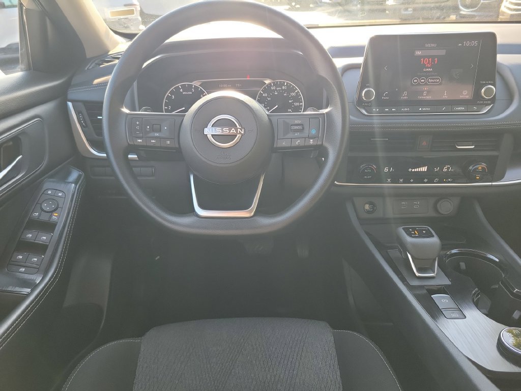 Used 2024 Nissan Rogue SV AWD/4WD image 14