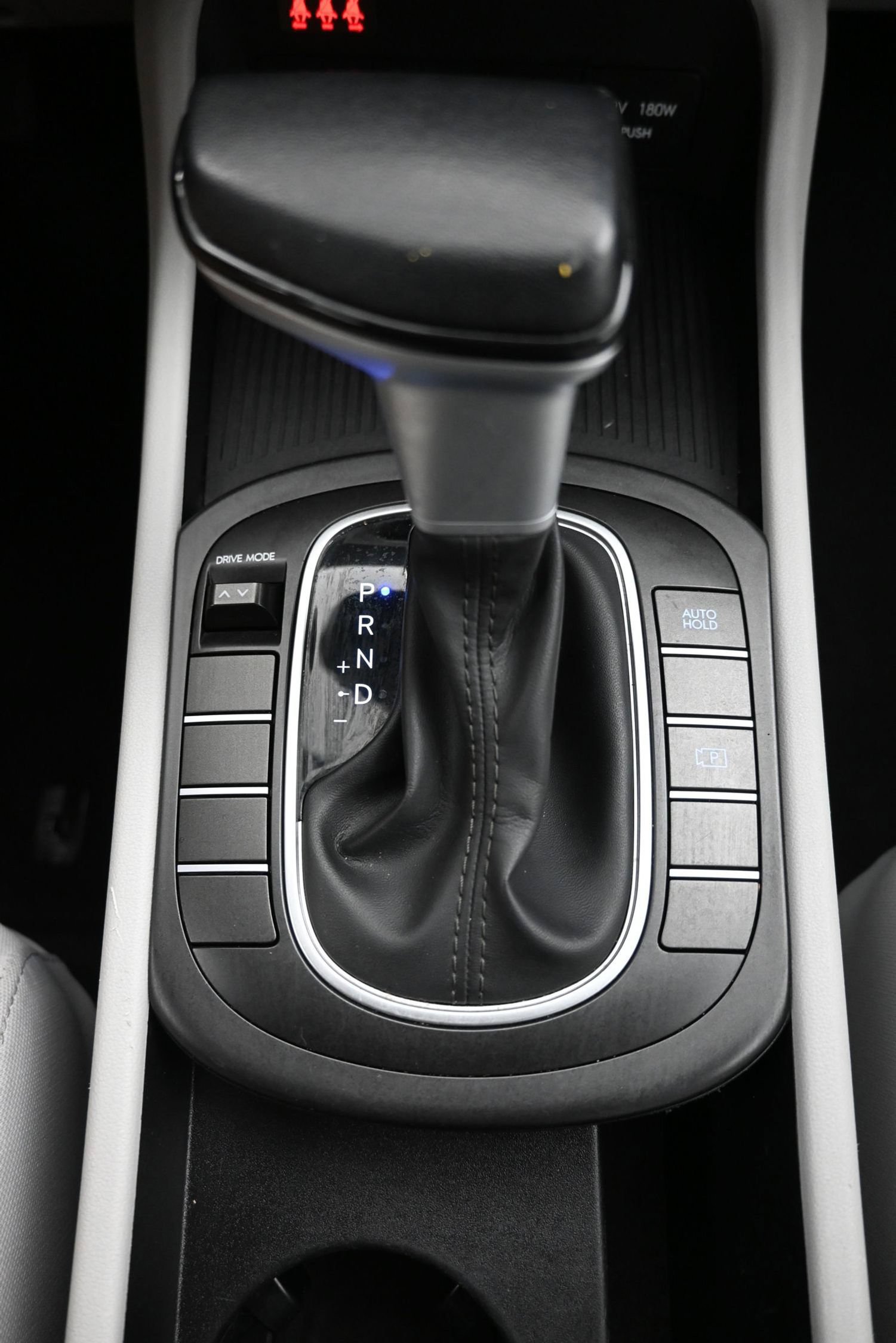 Certified 2024 Hyundai Kona SEL FWD image 19