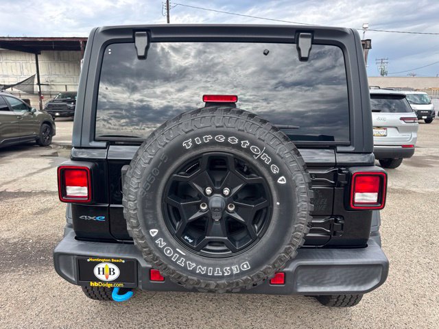 Used 2023 Jeep Wrangler Unlimited w/ 8.4" Radio Group AWD/4WD image 6