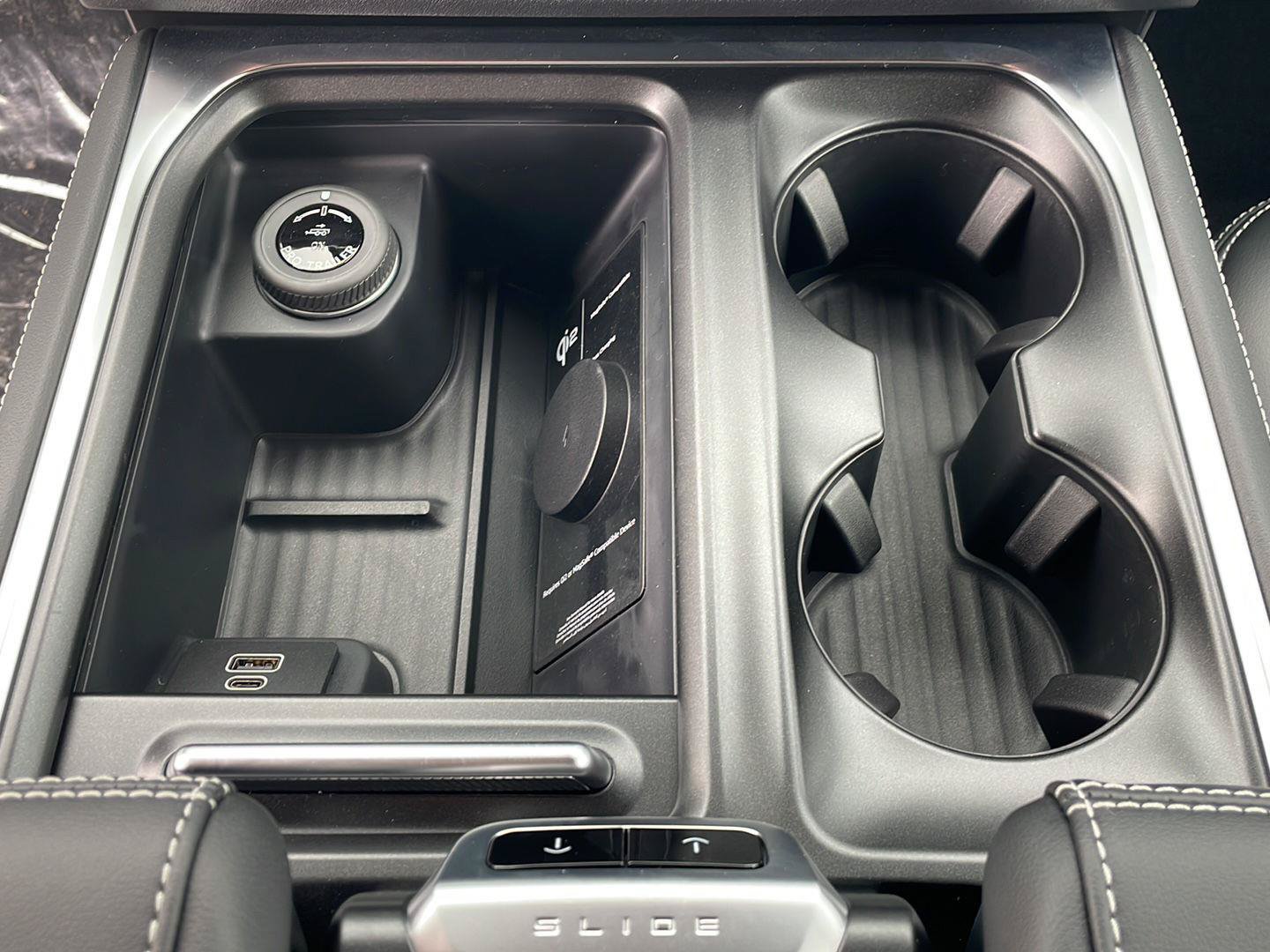New 2027 Ford Expedition Platinum w/ Stealth Performance Package AWD/4WD image 18