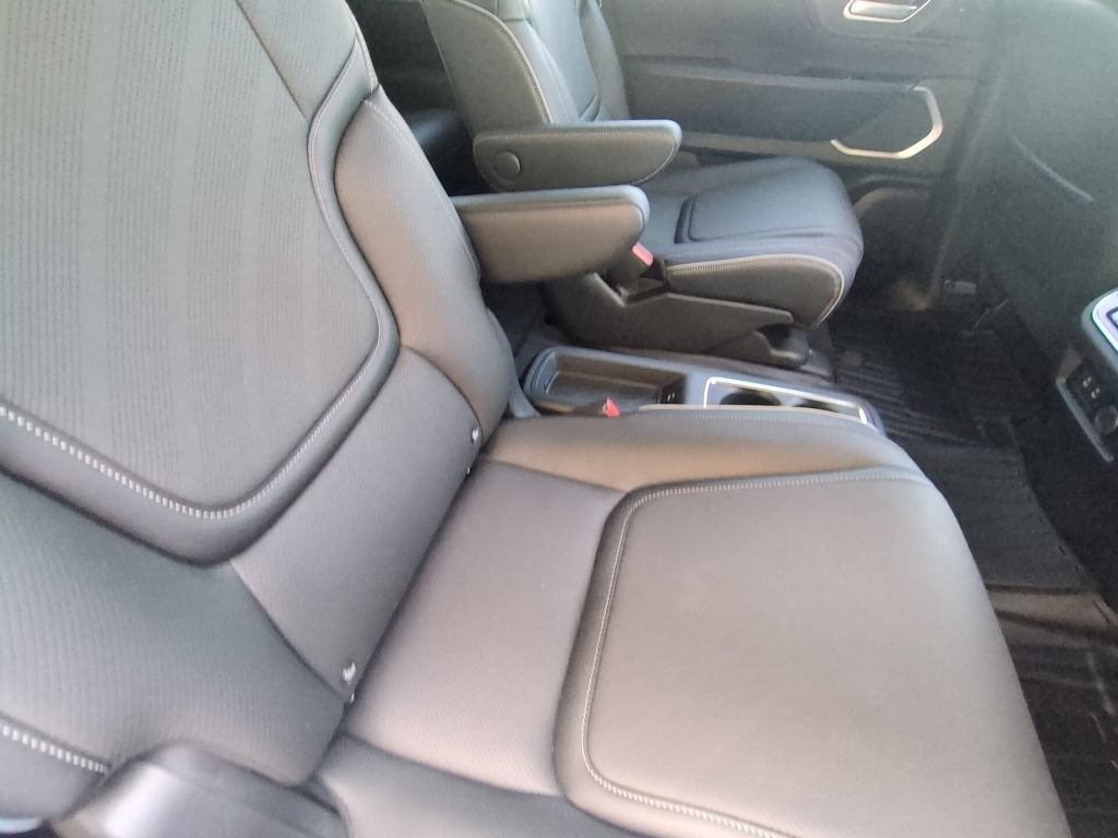 Used 2026 INFINITI QX80 Luxe w/ Cargo Package RWD image 25