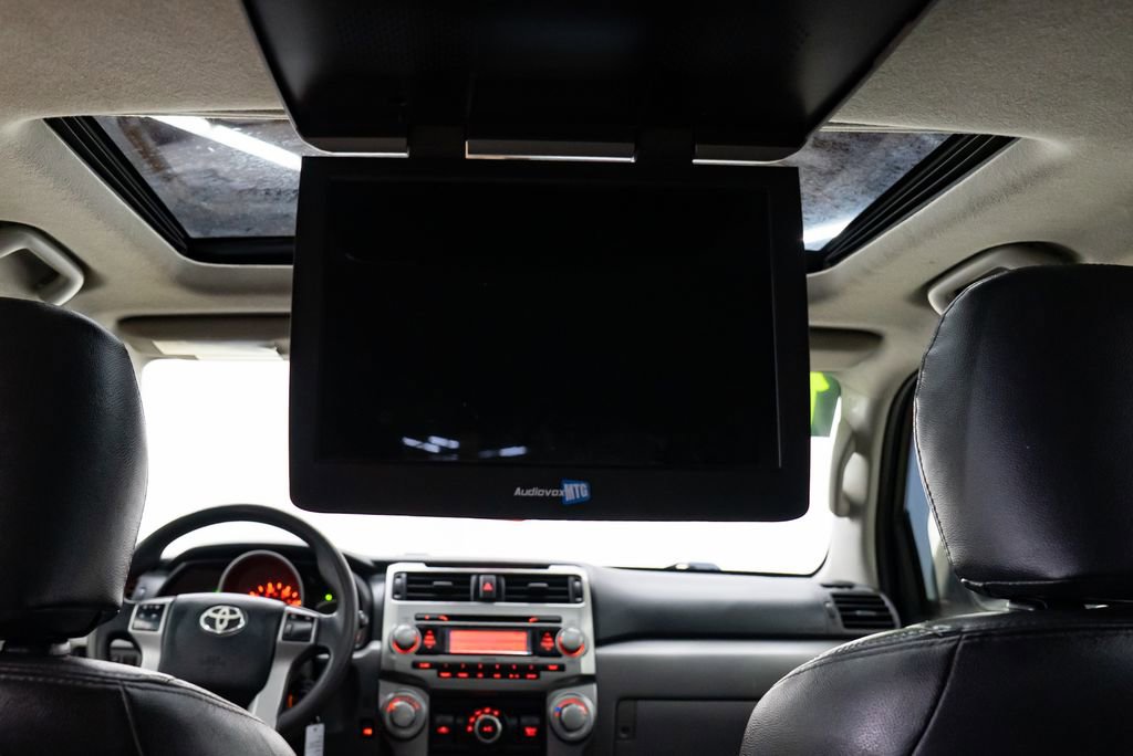 Used 2010 Toyota 4Runner SR5 AWD/4WD image 8