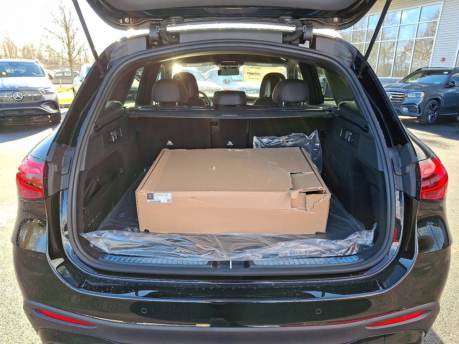 Used 2026 Mercedes-Benz GLC 300 4MATIC image 21