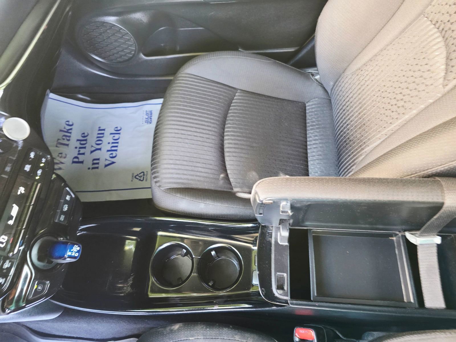 Used 2018 Toyota Prius Prime Premium image 18