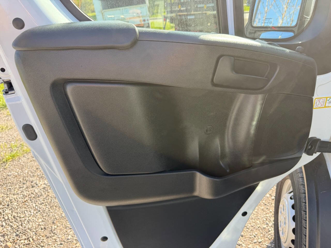 Used 2025 RAM ProMaster 2500 w/ Convenience Group FWD image 27