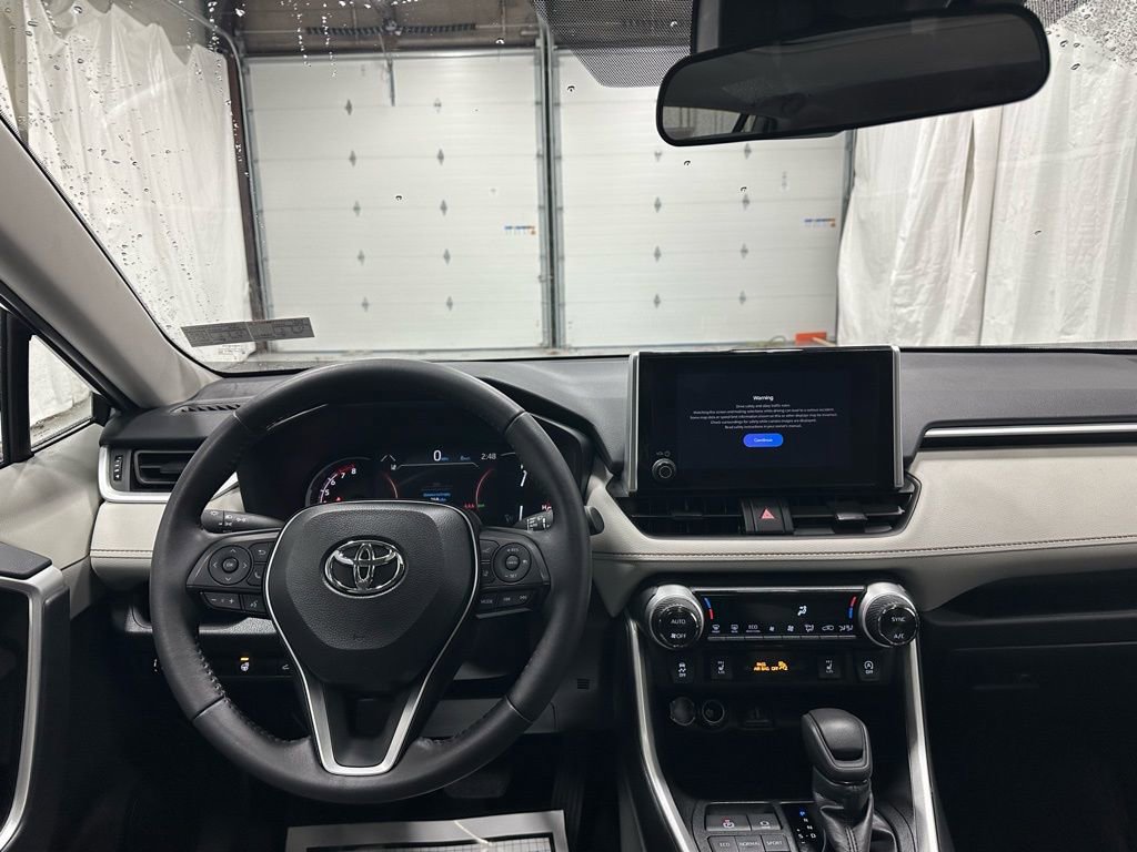 Used 2025 Toyota RAV4 XLE w/ Convenience Package image 18