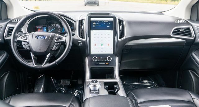 Used 2022 Ford Edge SEL AWD/4WD image 14