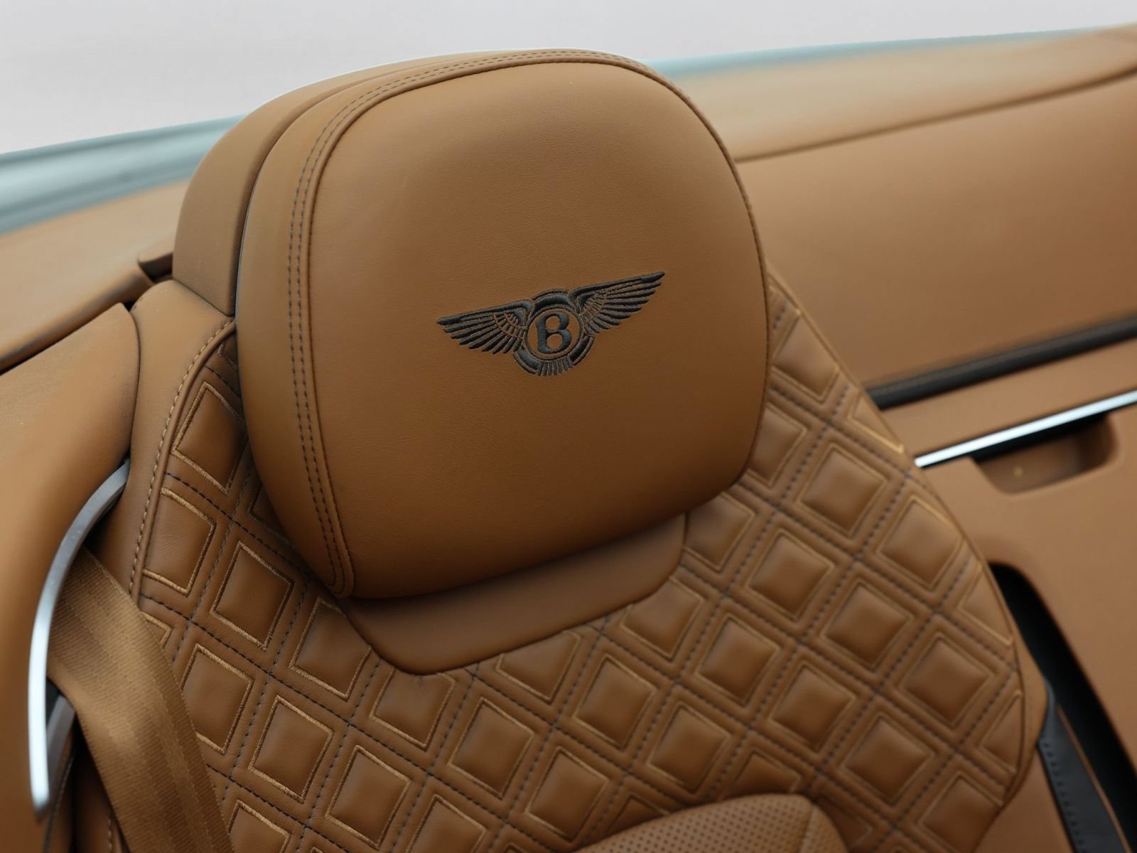 Used 2022 Bentley Continental GT Speed AWD/4WD image 16