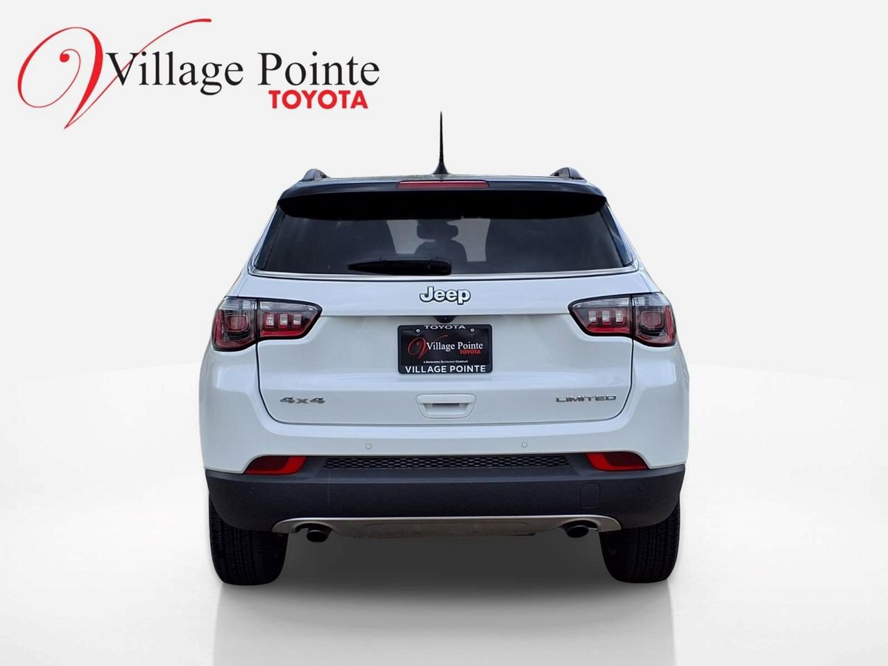 Used 2023 Jeep Compass Limited AWD/4WD image 5