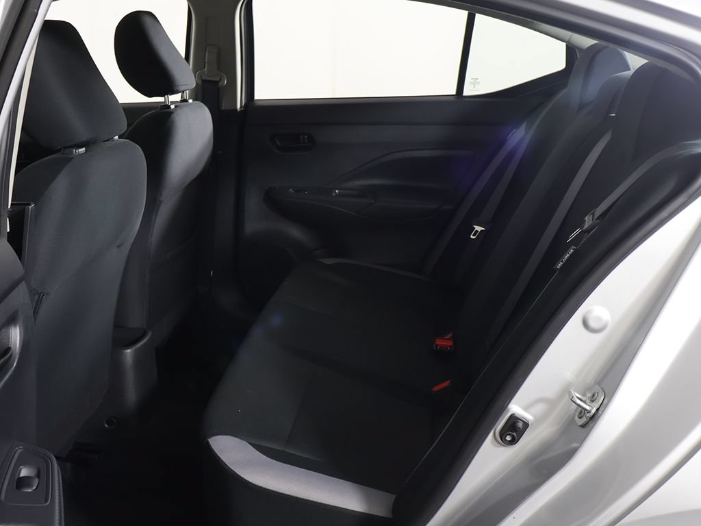 Used 2025 Nissan Versa S FWD image 25