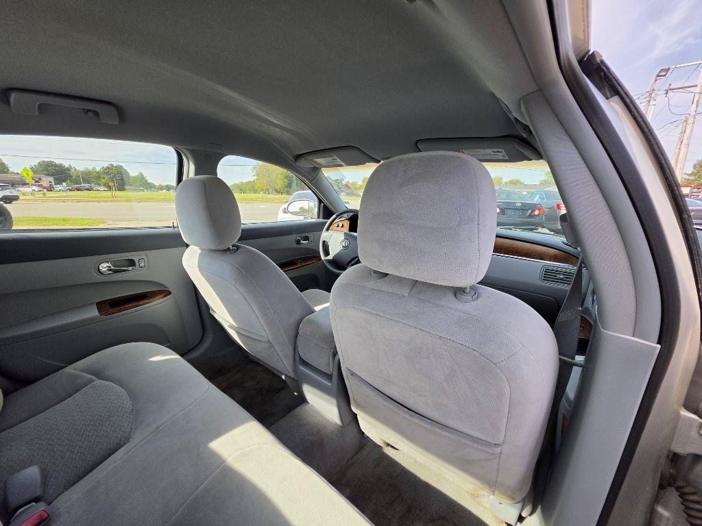 Used 2006 Buick LaCrosse CX FWD image 18