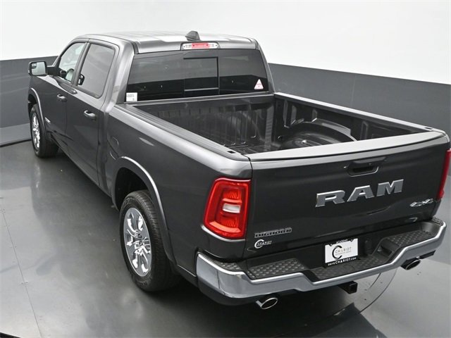 New 2026 RAM 1500 4x4 Crew Cab image 41