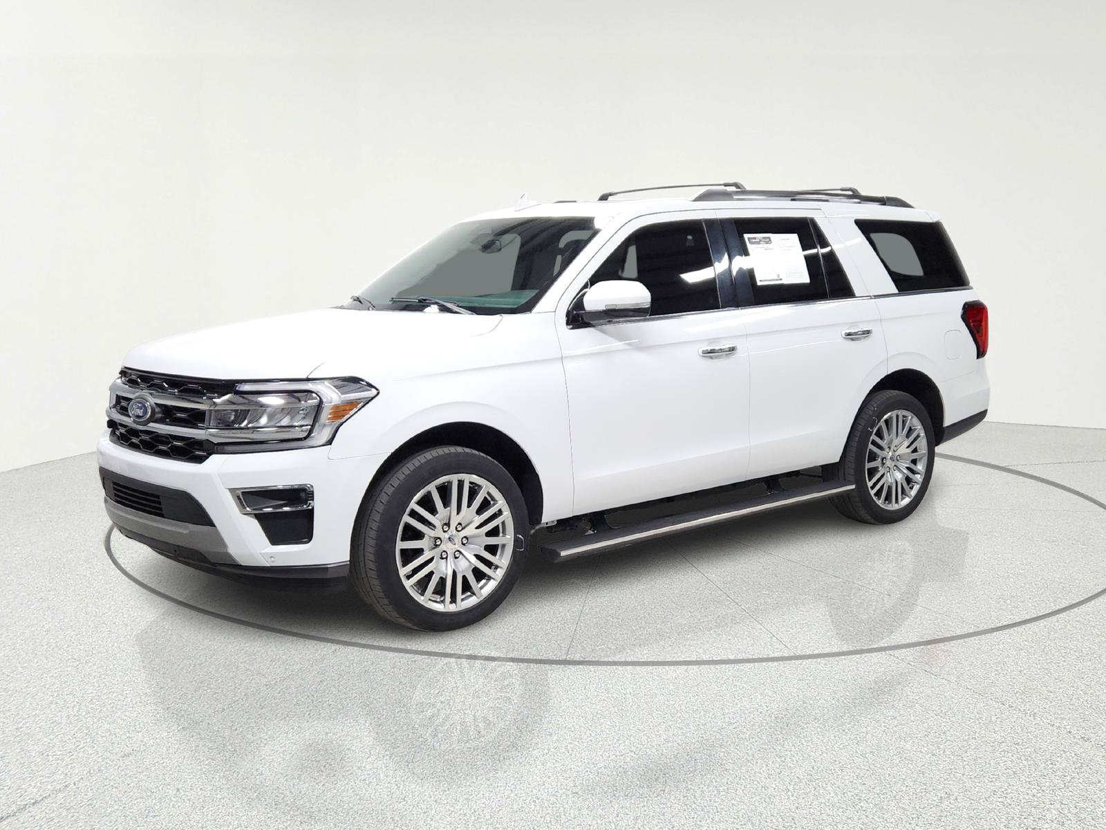 Used 2024 Ford Expedition Limited AWD/4WD image 4