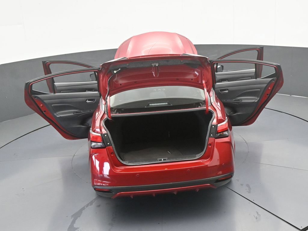 Used 2025 Nissan Versa SV image 62