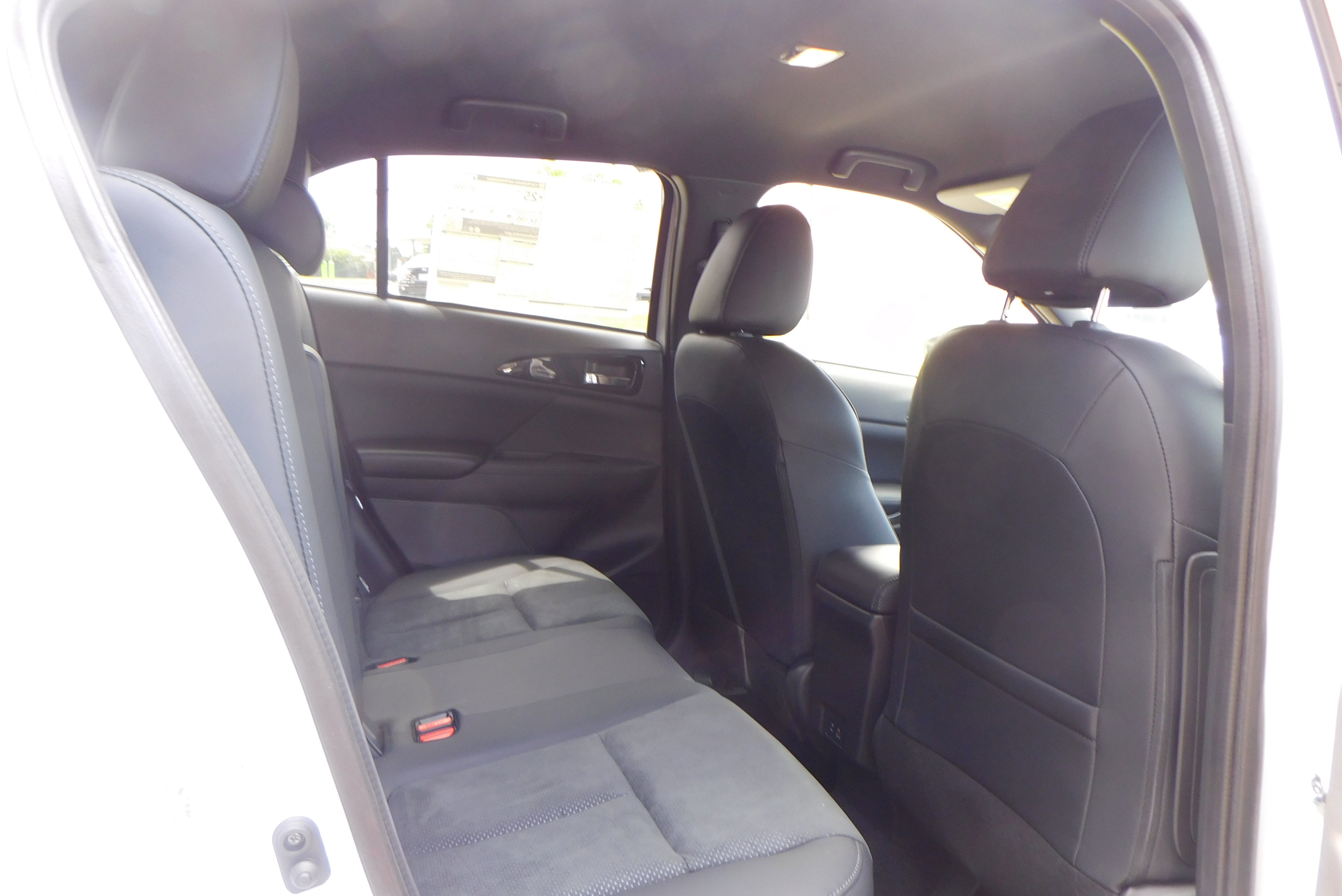 New 2025 Mitsubishi Eclipse Cross AWD image 37