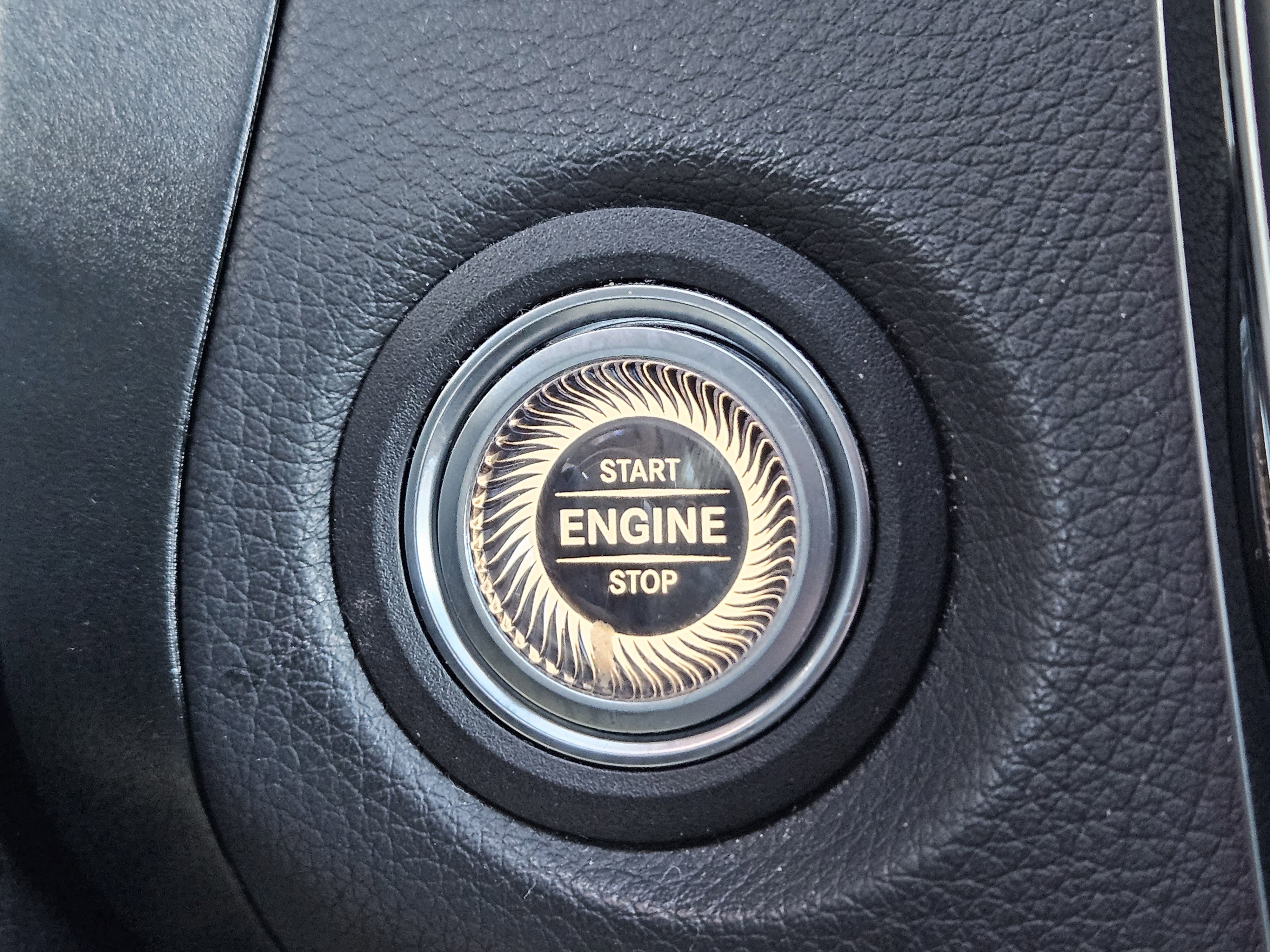 Certified 2022 Mercedes-Benz GLC 300 image 20