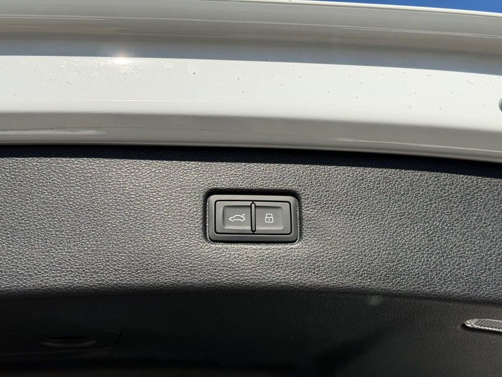 New 2026 Audi Q7 3.0T Premium Plus image 17