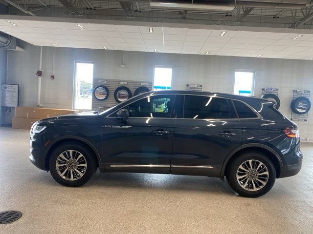 Used 2022 Lincoln Nautilus Reserve AWD/4WD image 10
