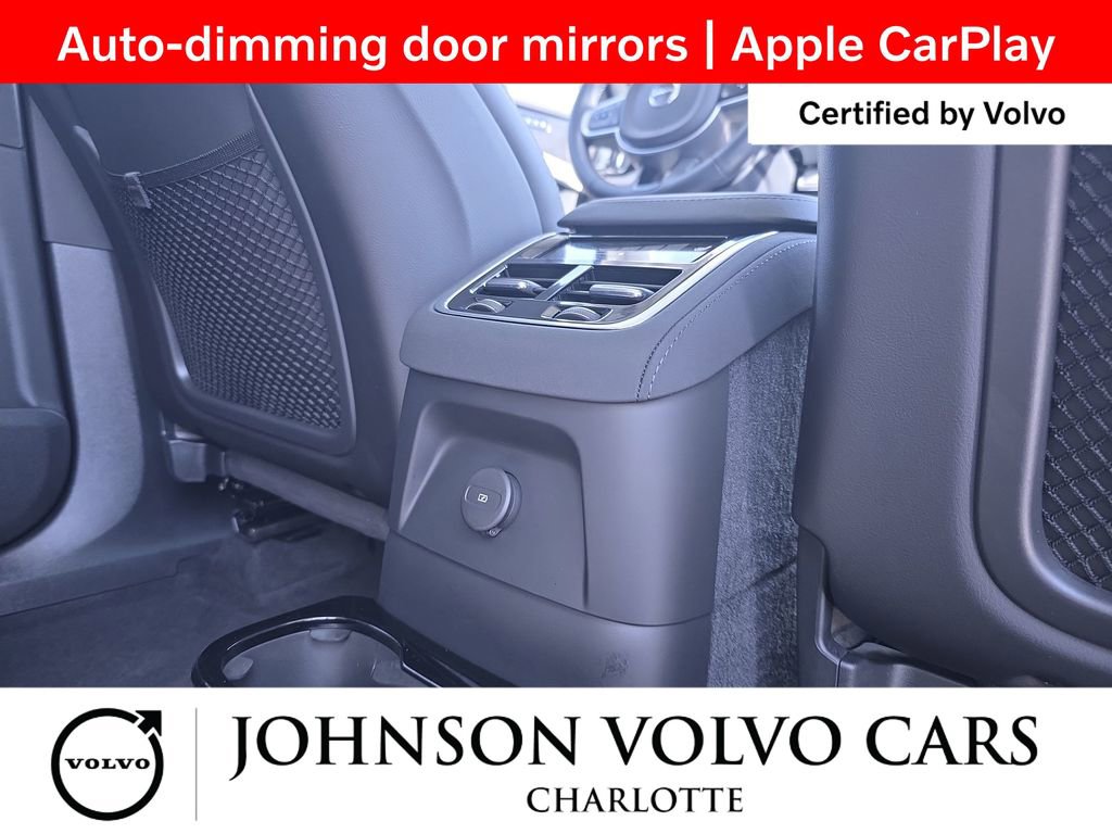 Used 2025 Volvo XC90 T8 Ultra w/ Protection Package Premier image 9