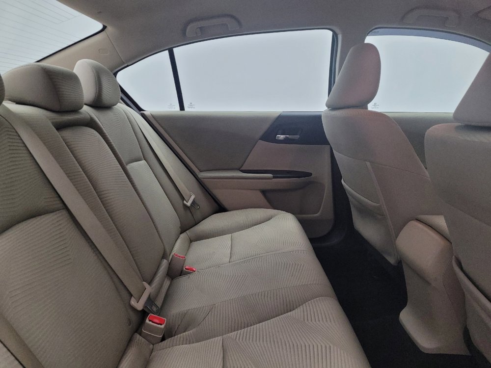 Used 2016 Honda Accord LX image 19