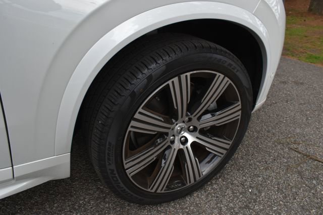 New 2024 Volvo XC90 T8 Plus w/ Protection Package Premier image 16