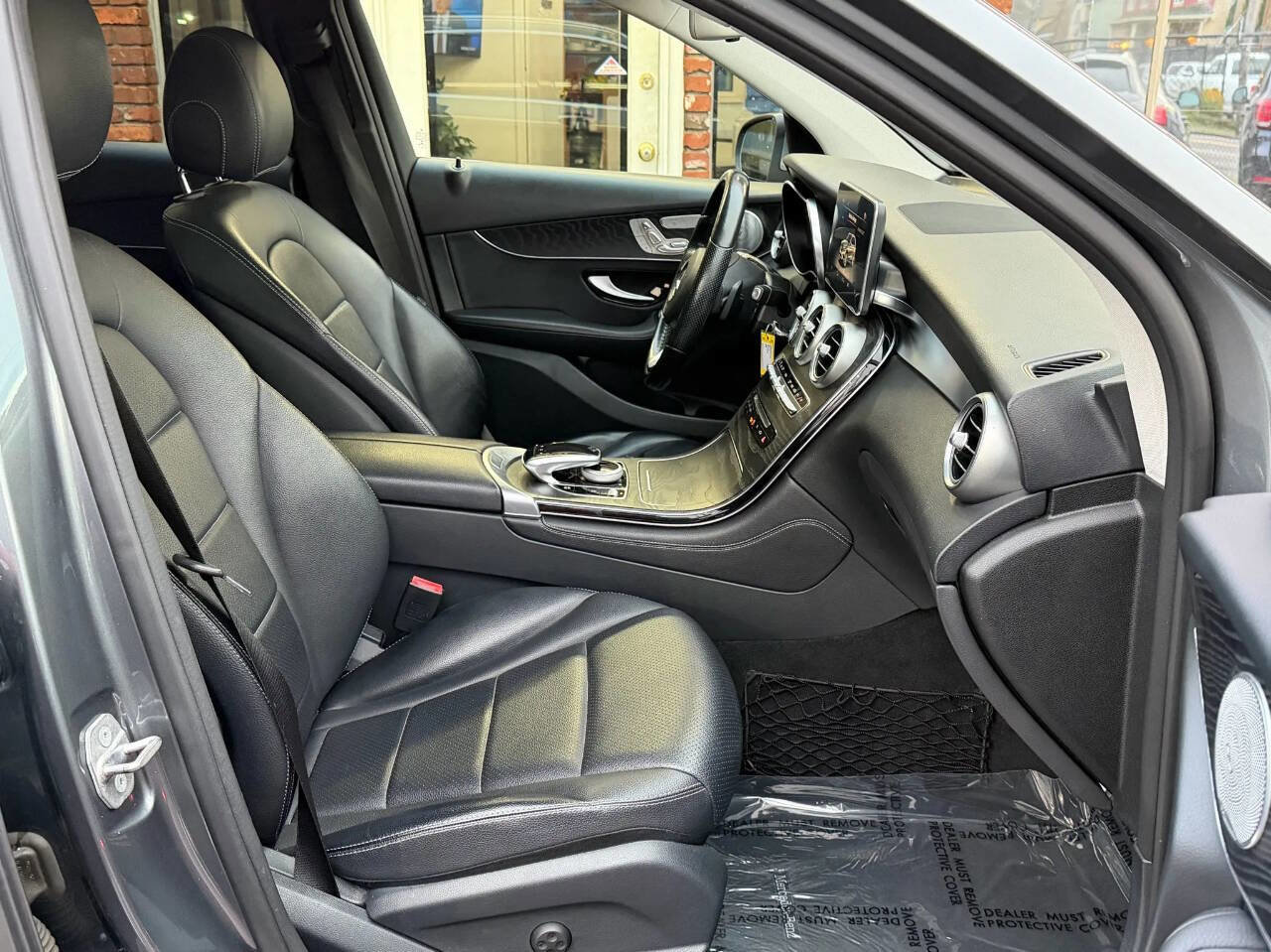 Used 2016 Mercedes-Benz GLC 300 GLC 300 4MATIC AWD 4dr SUV image 11