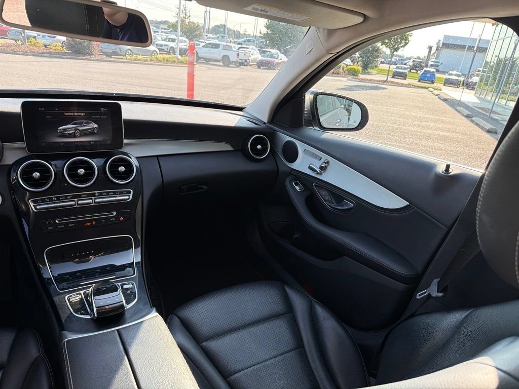 Used 2016 Mercedes-Benz C 300 Sedan image 28