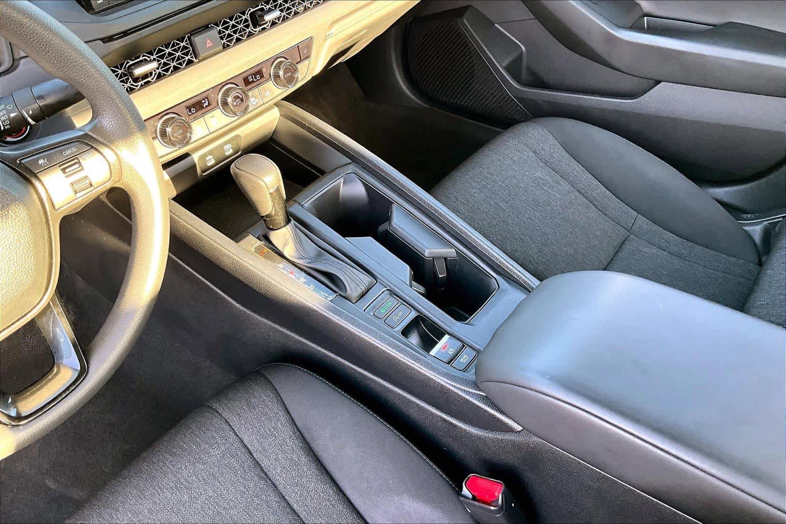 Used 2025 Honda Accord SE image 16