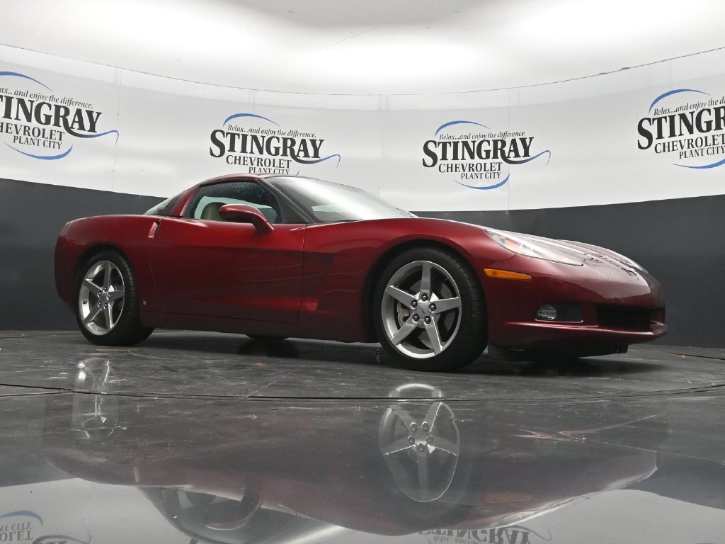 Used 2006 Chevrolet Corvette Coupe w/ Preferred Equipment Group RWD image 26