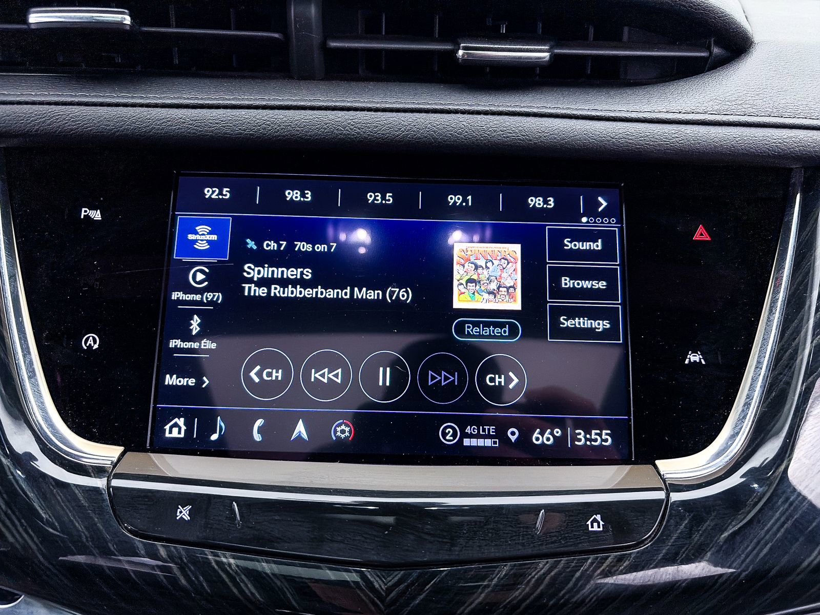 Used 2023 Cadillac XT6 Premium Luxury image 23