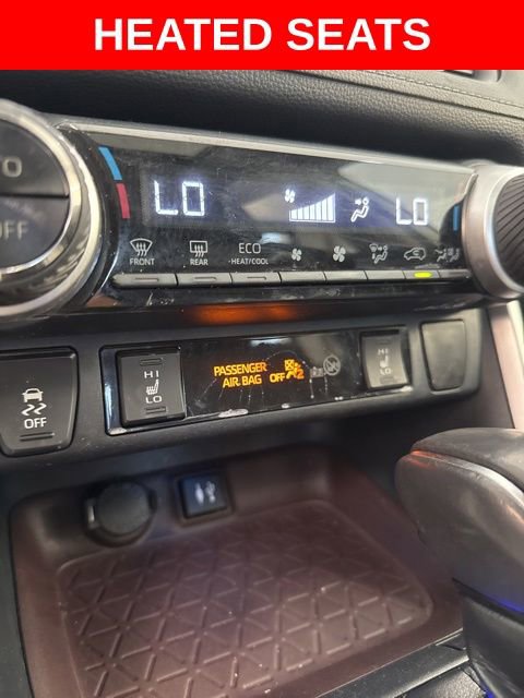 Used 2019 Toyota RAV4 Limited FWD image 10