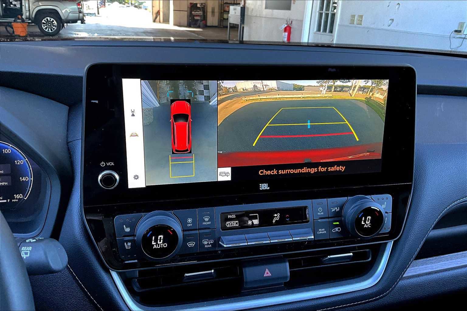 Used 2024 Toyota Grand Highlander Limited image 24