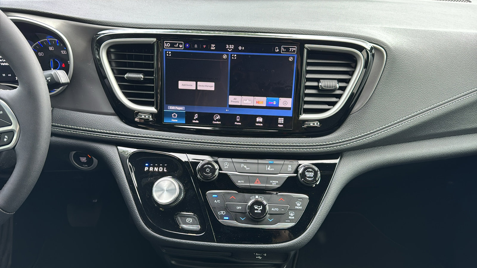 New 2026 Chrysler Pacifica Select FWD image 22