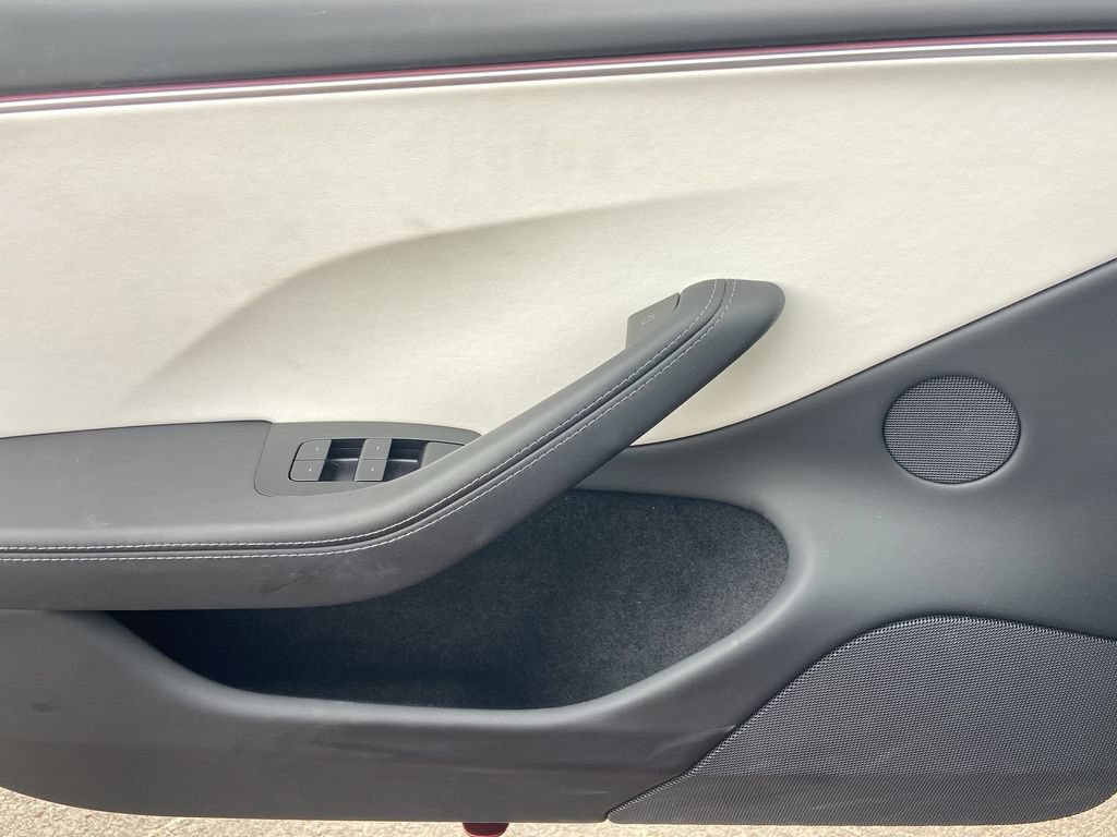 Used 2025 Tesla Model 3 Performance AWD/4WD image 16