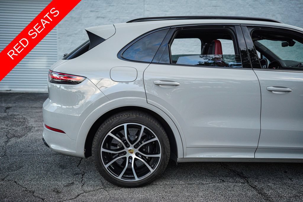 Used 2021 Porsche Cayenne Turbo S AWD/4WD image 15