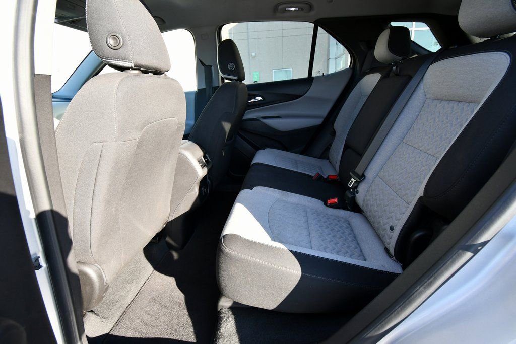 Used 2022 Chevrolet Equinox LT AWD/4WD image 16