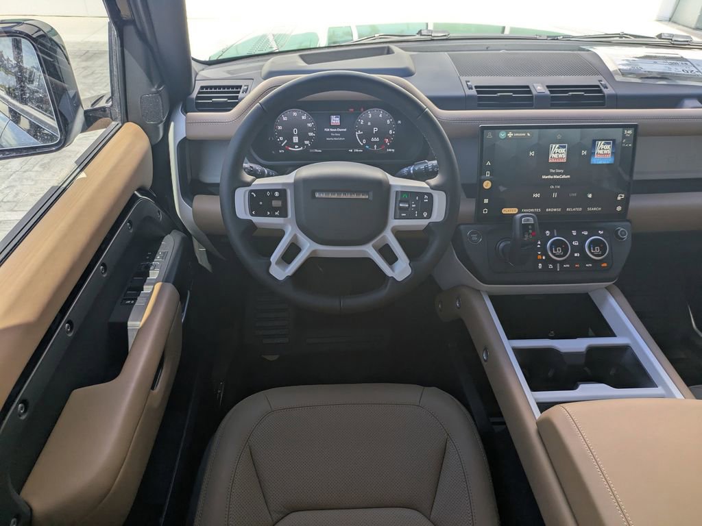 New 2026 Land Rover Defender 110 X-Dynamic SE AWD/4WD image 17