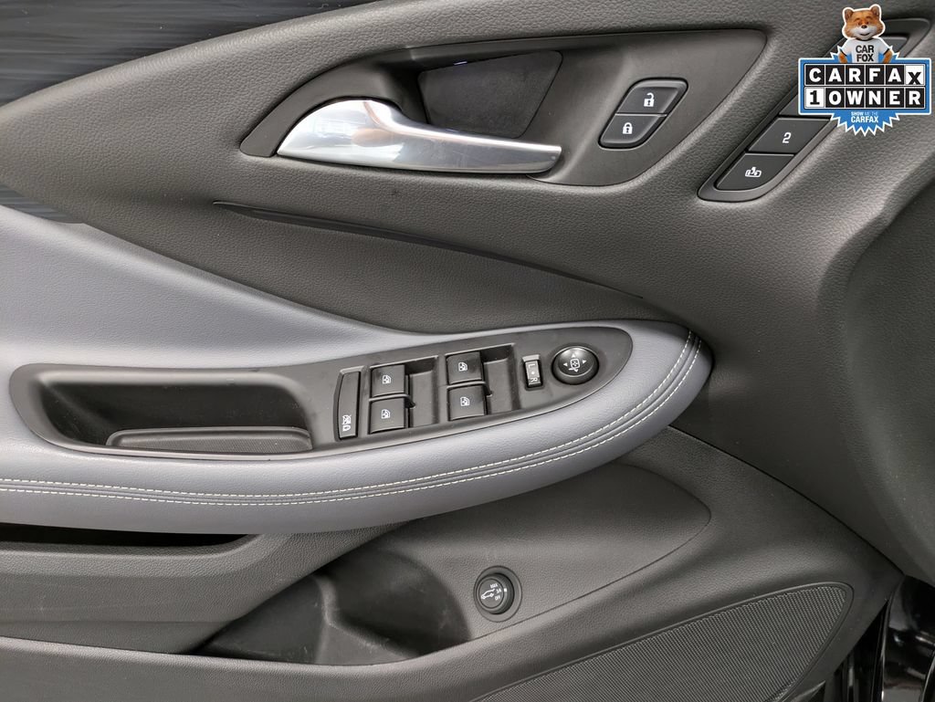 Used 2020 Buick Envision Essence AWD/4WD image 10