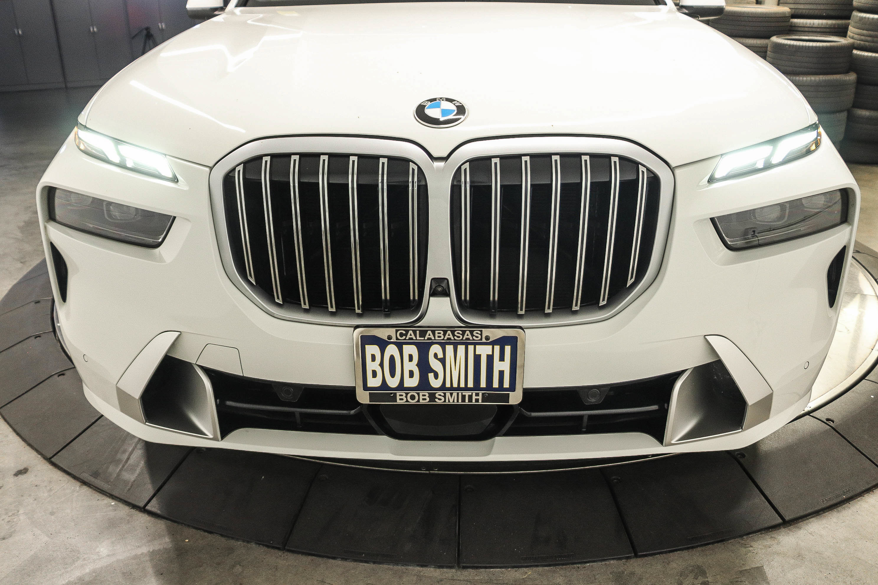 Used 2024 BMW X7 xDrive40i w/ Executive Package AWD/4WD image 10