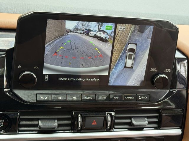 Used 2025 Nissan Pathfinder Platinum w/ Cargo Package image 35