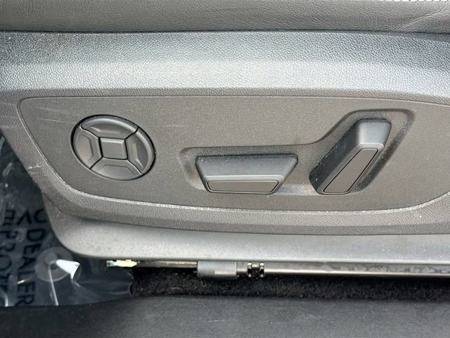 Used 2025 Audi Q4 e-tron Premium w/ Convenience Package RWD image 24
