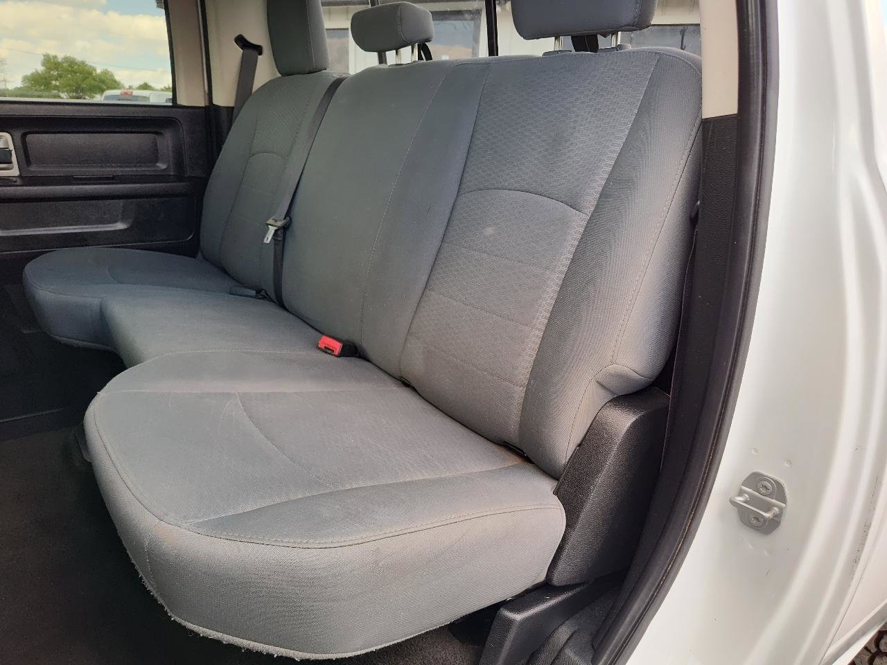 Used 2017 RAM 2500 SLT w/ Snow Chief Group image 24